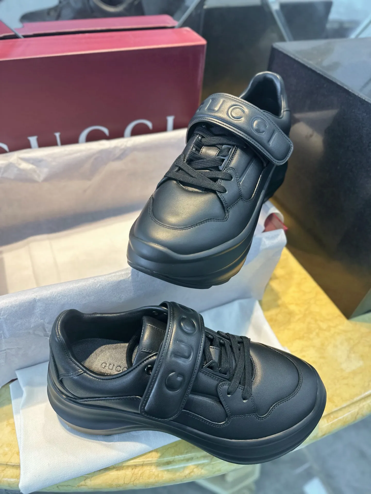 GUCCI Женские кроссовки GUCCI Женские кроссовки