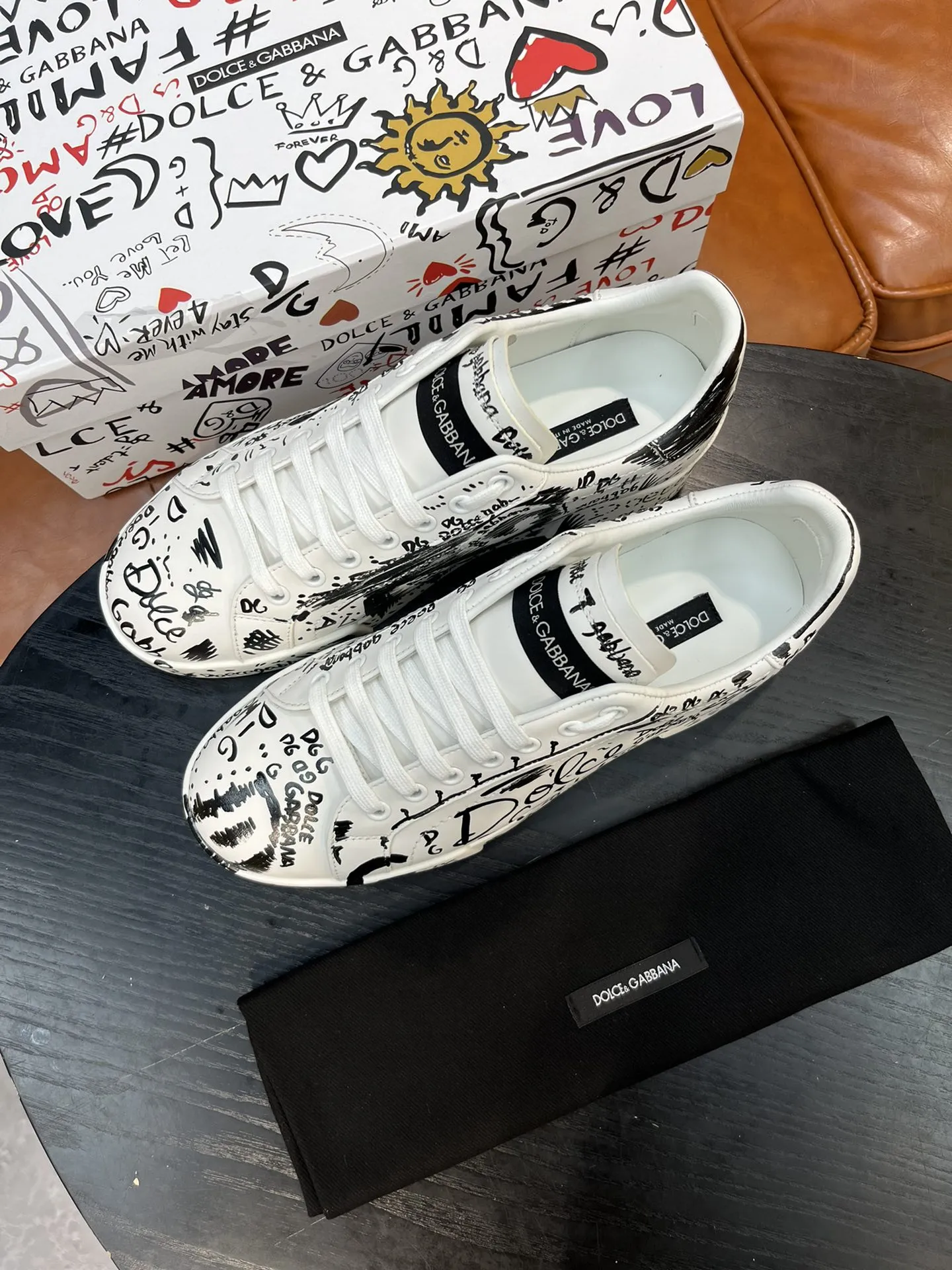 DOLCE & GABBANA Мужские кроссовки с граффити DOLCE & GABBANA Мужские кроссовки с граффити