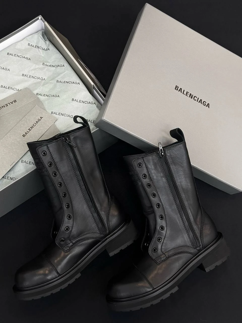BALENCIAGA Женские сапоги из телячьей кожи черные BALENCIAGA Женские сапоги из телячьей кожи черные