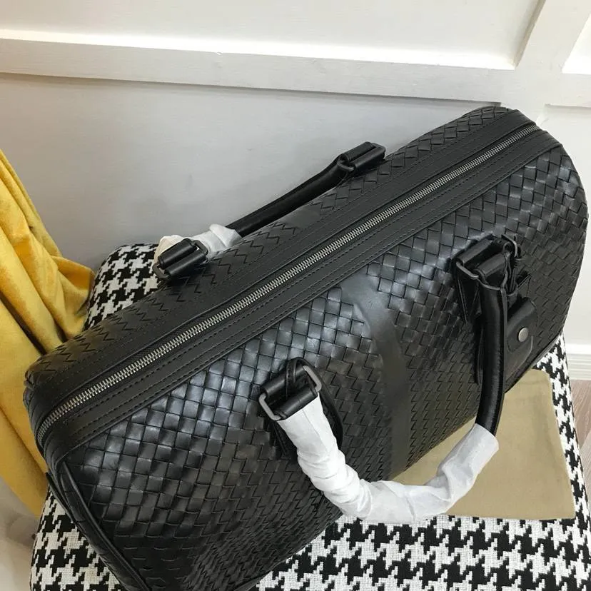 BOTTEGA VENETA Мужская дорожная сумка BOTTEGA VENETA Мужская дорожная сумка