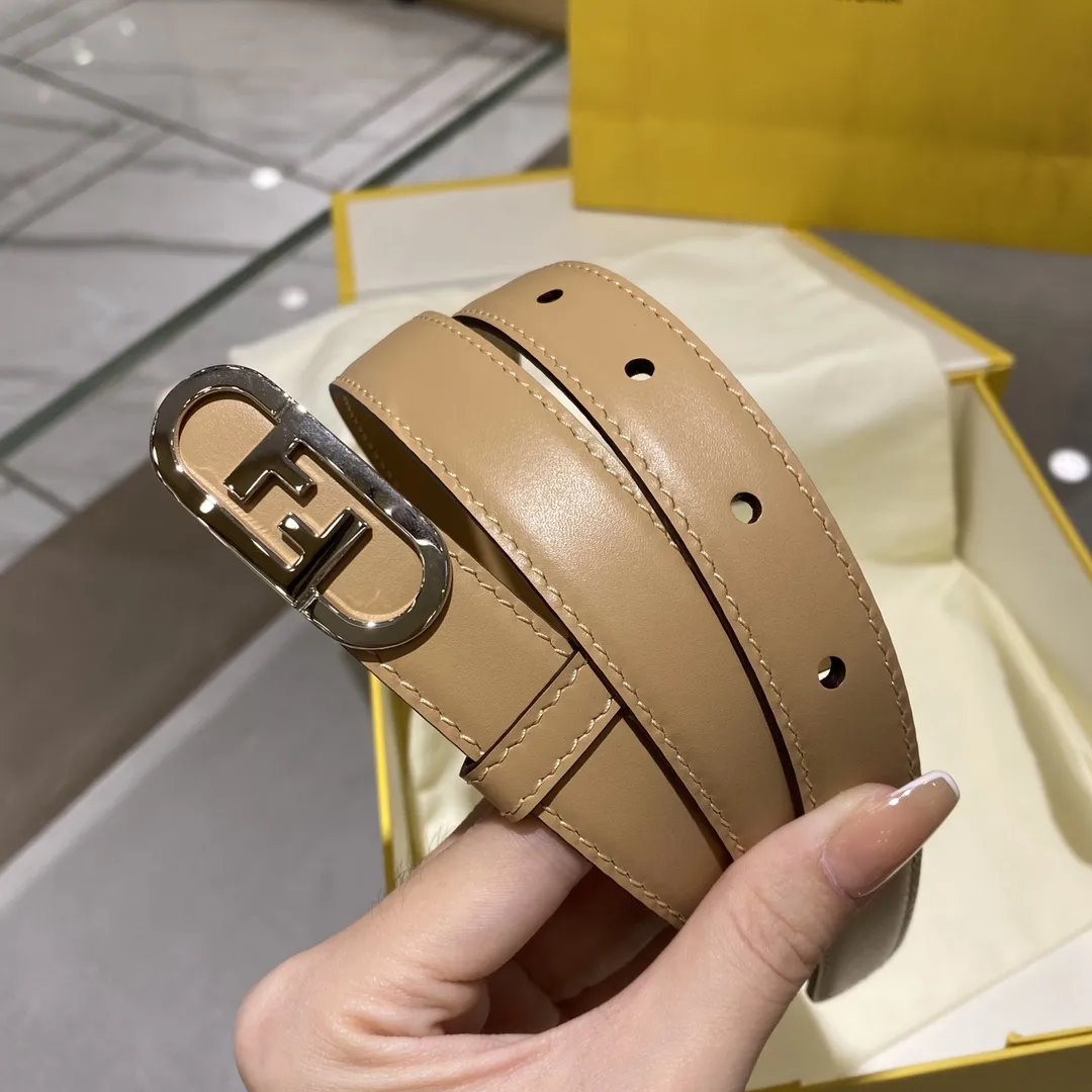 FENDI Женский ремень с пряжкой FF ширина 3 см