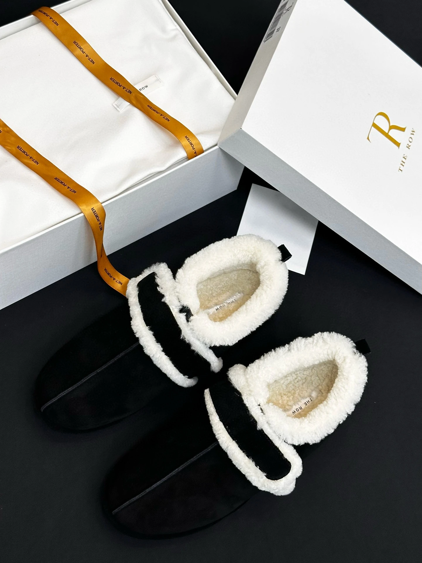 THE ROW Женские лоферы