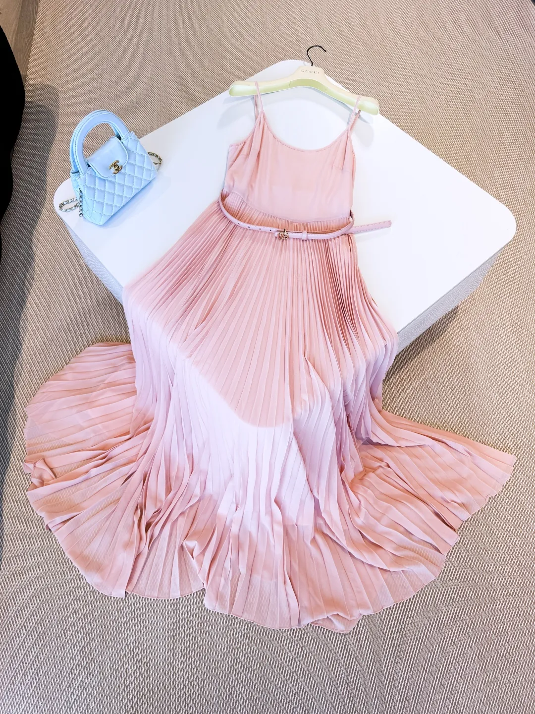 GUCCI Женское платье GUCCI Женское платье