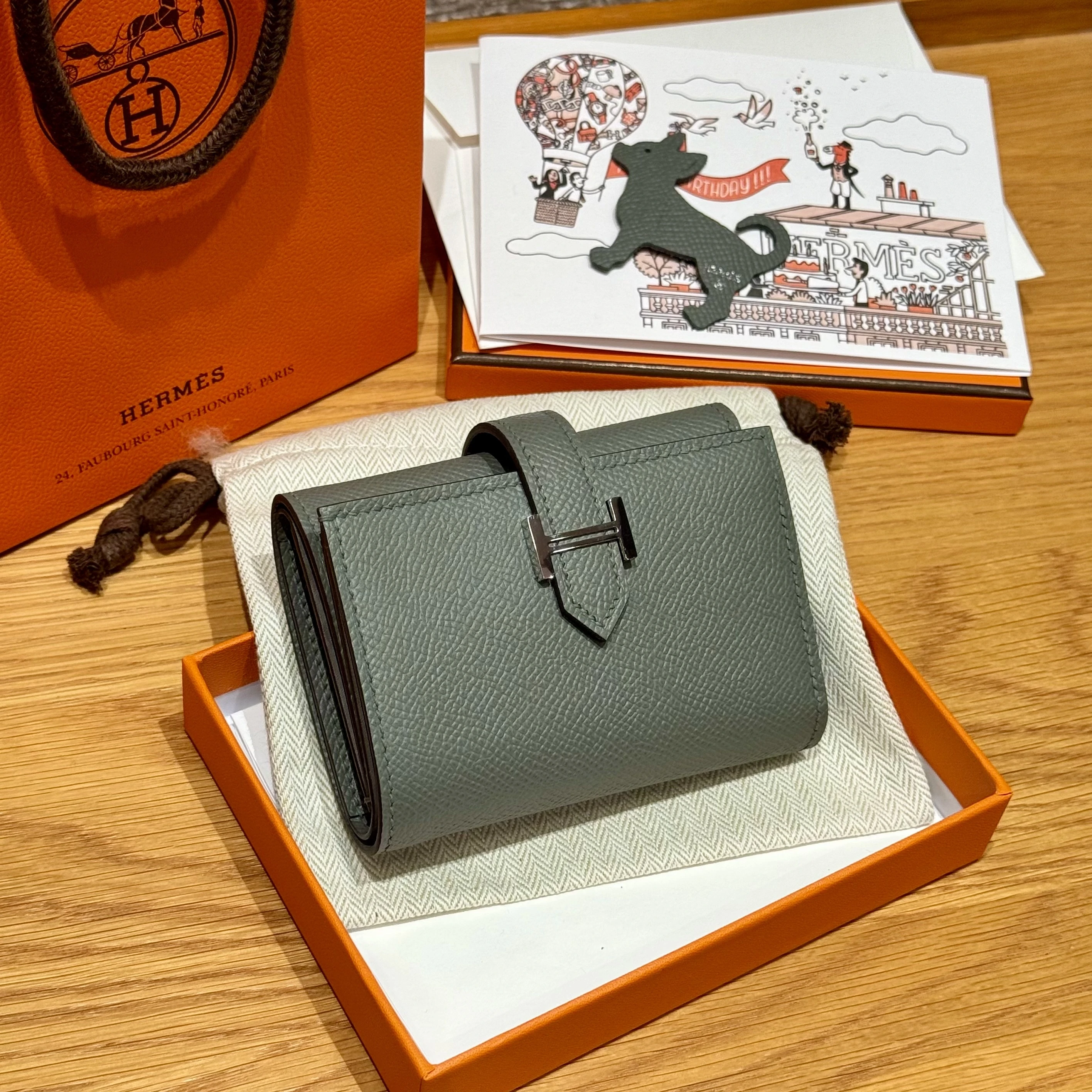 HERMES Кошелёк Bearn 11 см 0L/Girs Meyer Epsom HERMES Кошелёк Bearn 11 см 0L/Girs Meyer Epsom