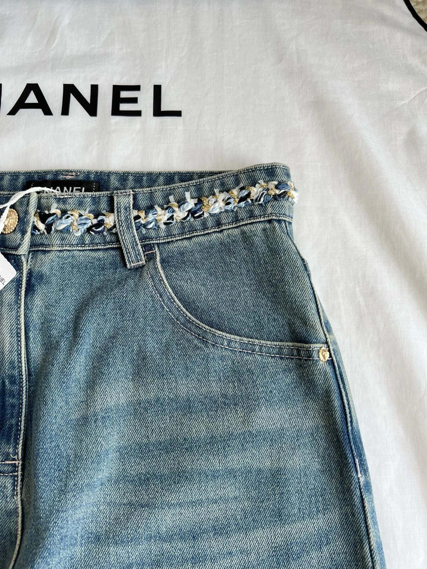 CHANEL Женские джинсы CHANEL Женские джинсы