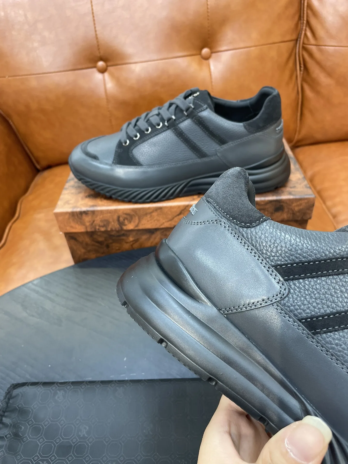 STEFANO RICCI Мужские кроссовки из телячьей кожи серые STEFANO RICCI Мужские кроссовки из телячьей кожи серые