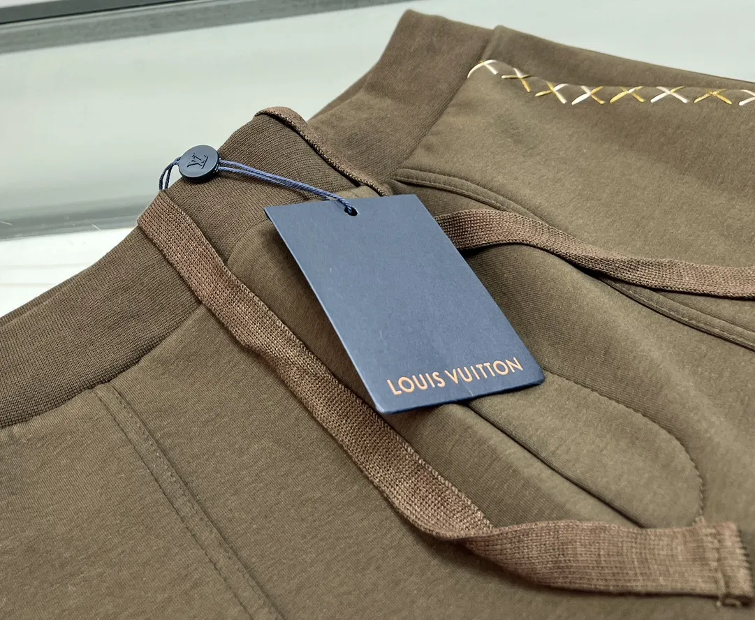 LOUIS VUITTON Мужские брюки с шерстяной отделкой LOUIS VUITTON Мужские брюки с шерстяной отделкой