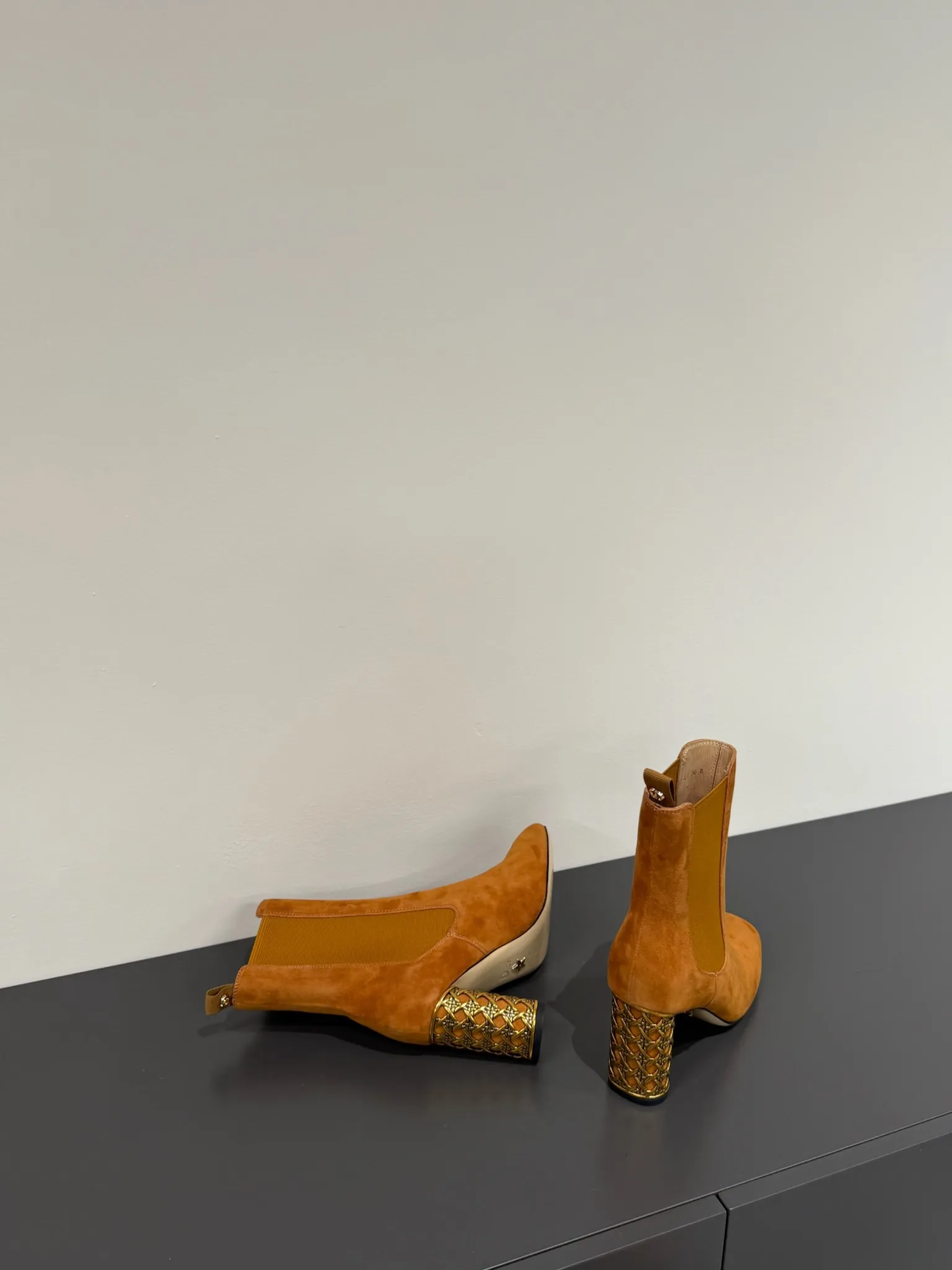 CHRISTIAN DIOR Женские ботильоны