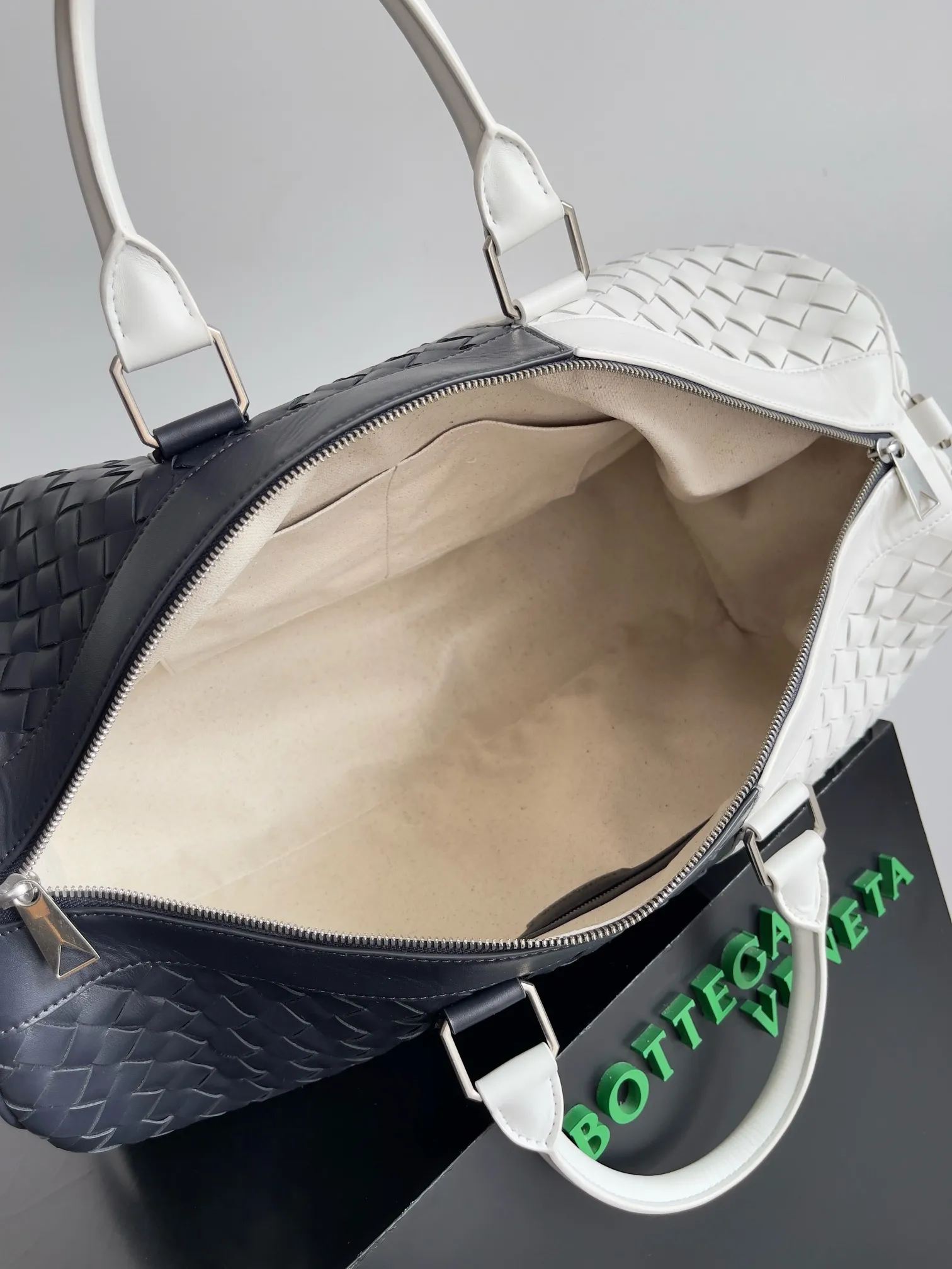 BOTTEGA VENETA Сумка Intrecciato Duffle