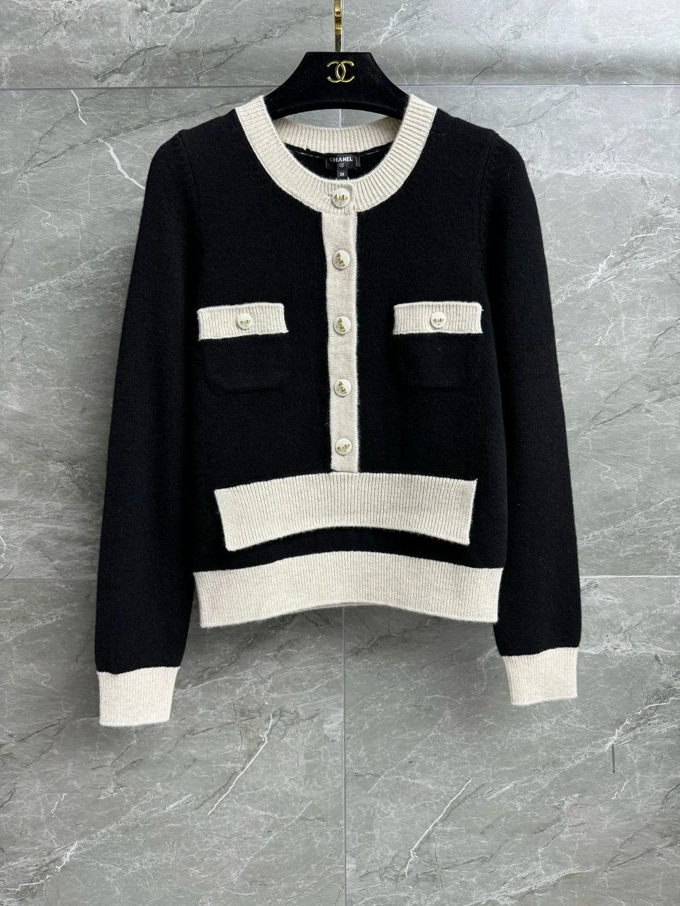 CHANEL Женский кардиган  CHANEL Женский кардиган