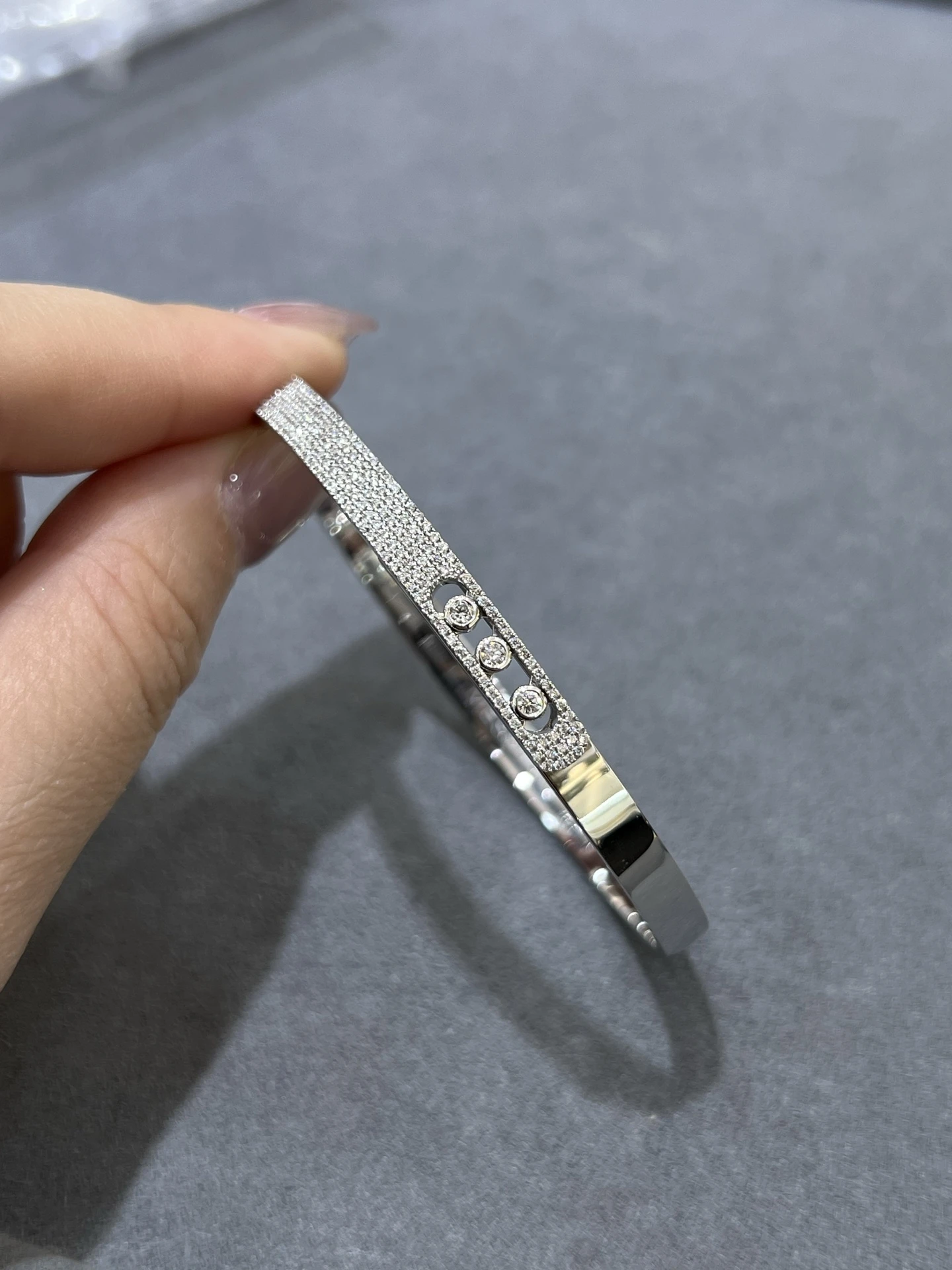 MESSIKA Браслет Move белое золото и бриллианты MESSIKA Браслет Move белое золото и бриллианты