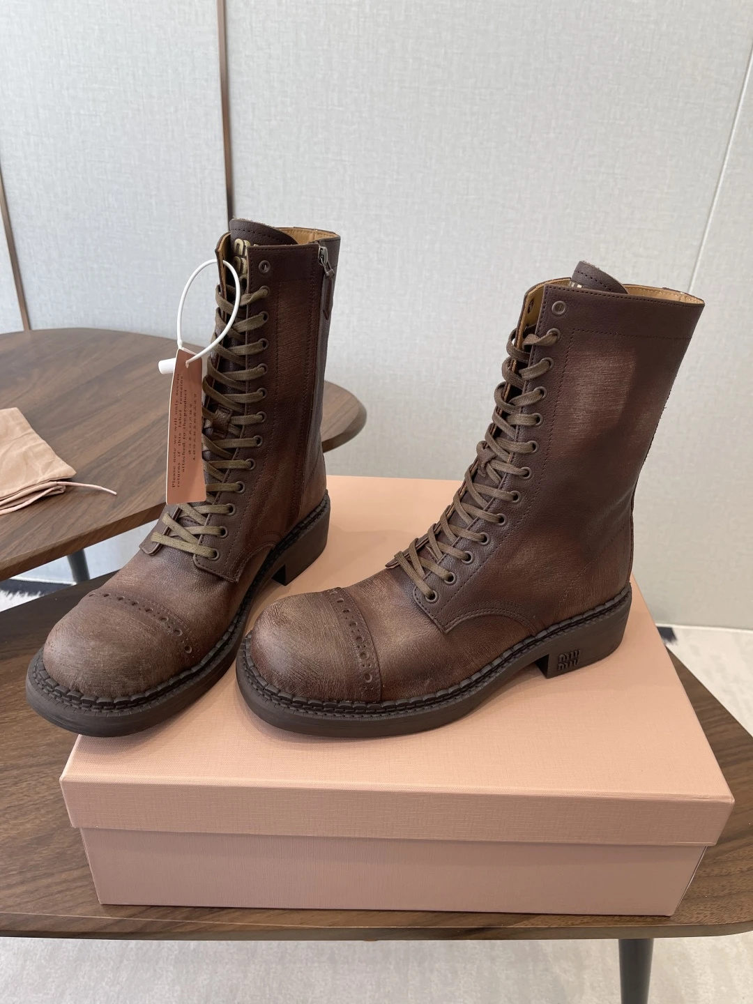 MIU MIU Женские ботинки из телячьей кожи 