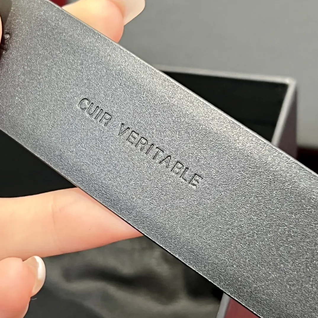 CHANEL Женский ремень с жемчужной пряжкой