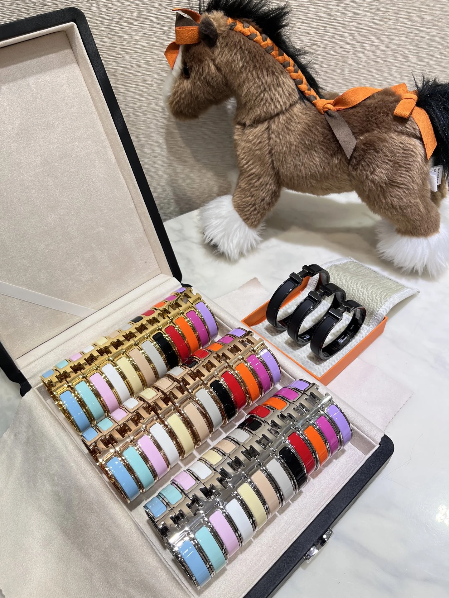 HERMES Браслет Clic H HERMES Браслет Clic H