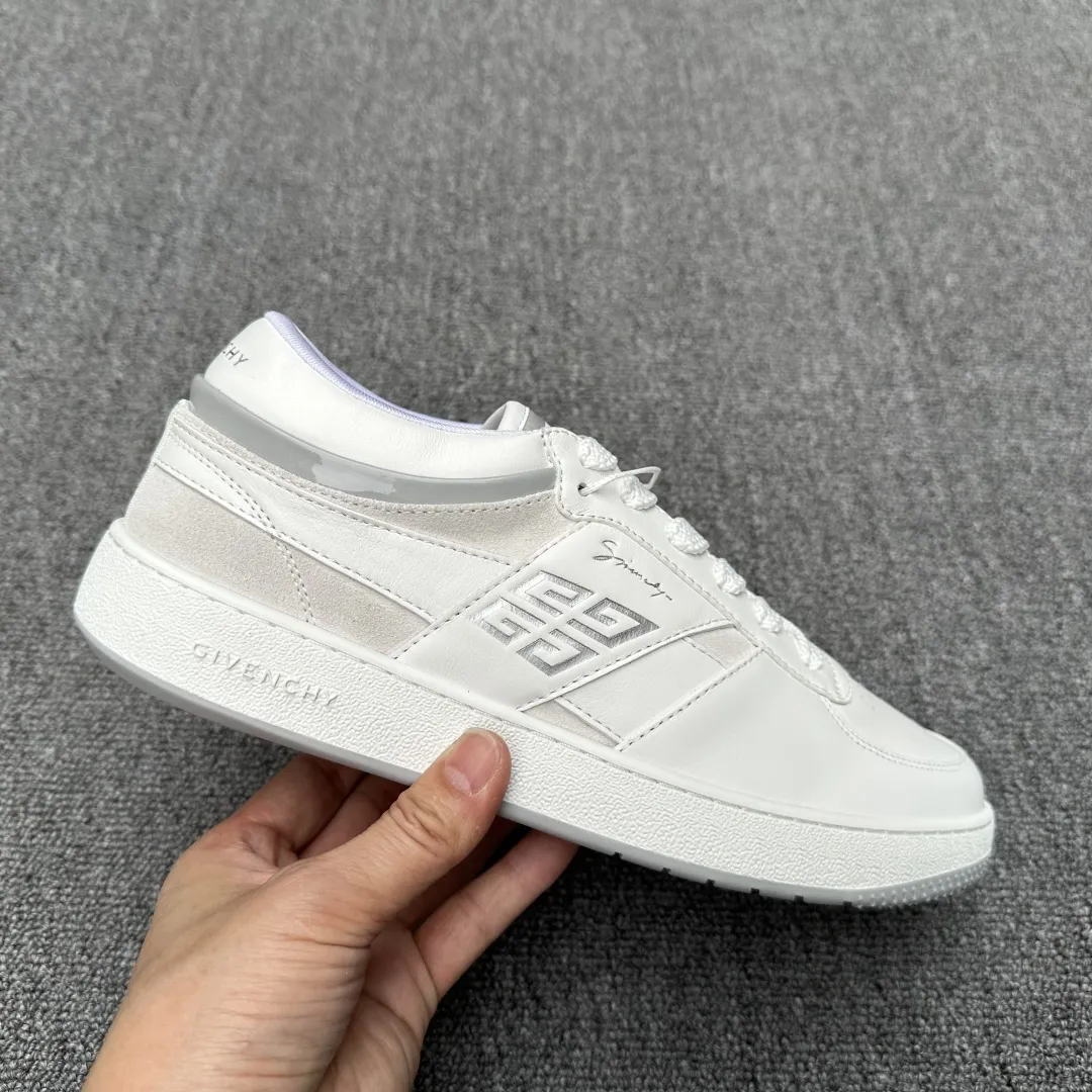 GIVENCHY Мужские кроссовки минималистичные