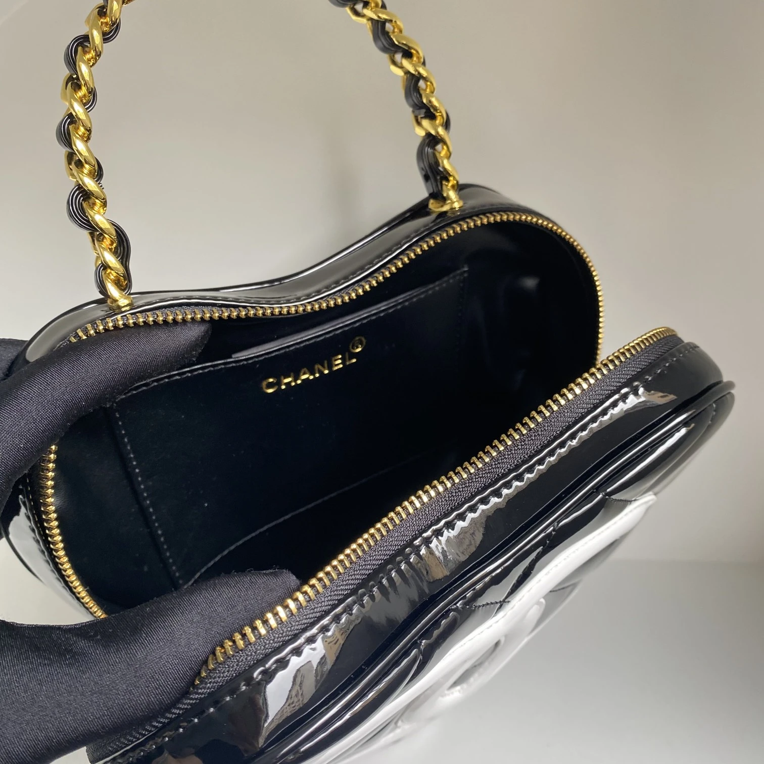 CHANEL Женская винтажная сумка в форме сердца