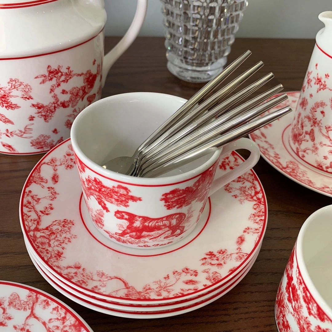 CHRISTIAN DIOR Чайный сервиз 15 предметов Maison CHRISTIAN DIOR Чайный сервиз 15 предметов Maison