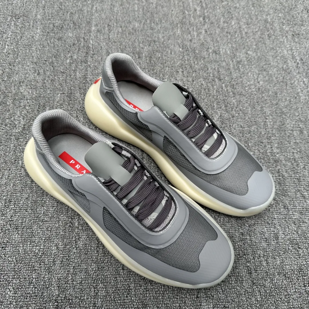 PRADA Мужские кроссовки минималистичные