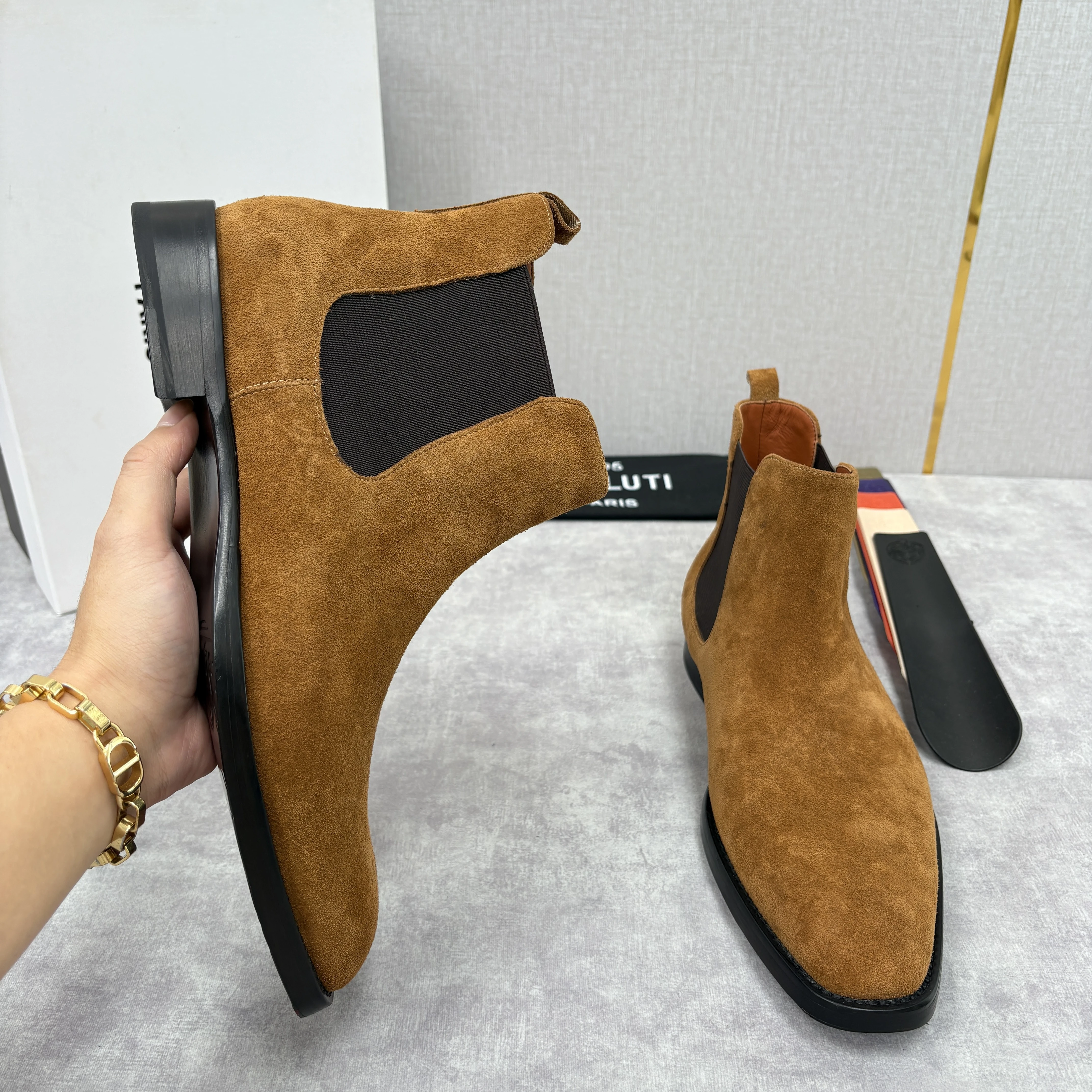 BERLUTI Мужские кроссовки челси из замши