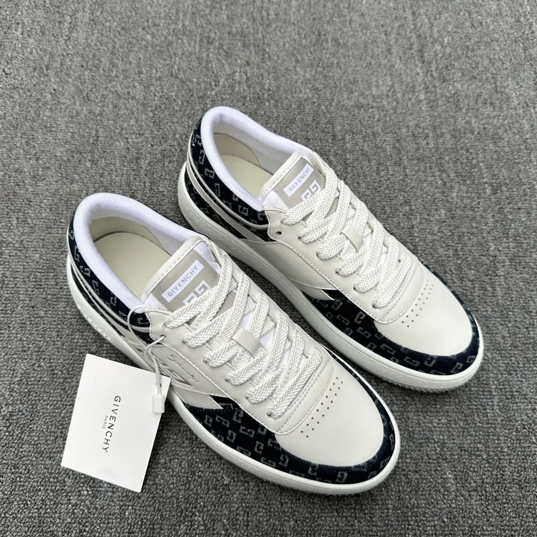 GIVENCHY Мужские кроссовки с фирменными узорами