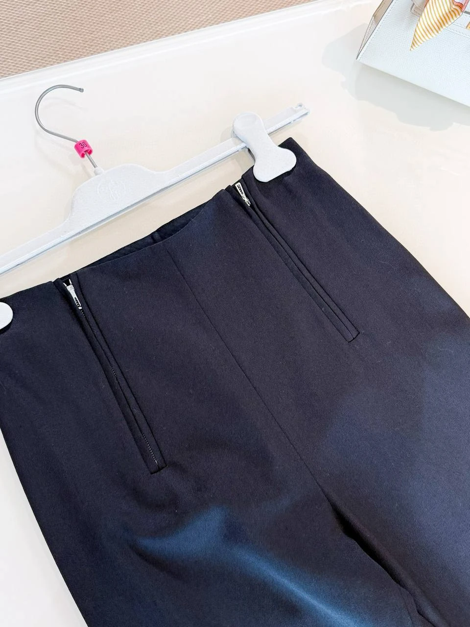 HERMES Женские брюки HERMES Женские брюки