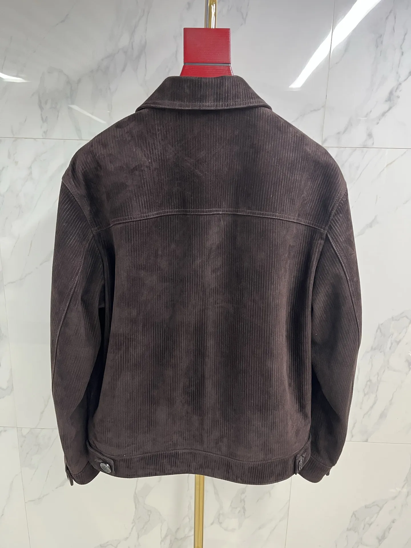 LORO PIANA Мужская куртка из замши LORO PIANA Мужская куртка из замши