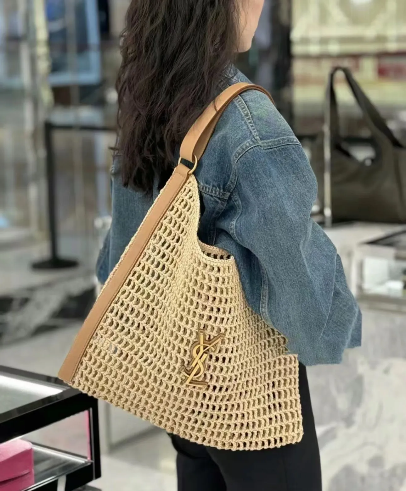 SAINT LAURENT Женская Сумка Oxalis SAINT LAURENT Женская Сумка Oxalis