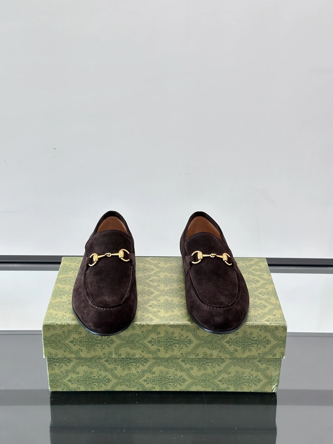 GUCCI Мужские лоферы воловья замша GUCCI Мужские лоферы воловья замша