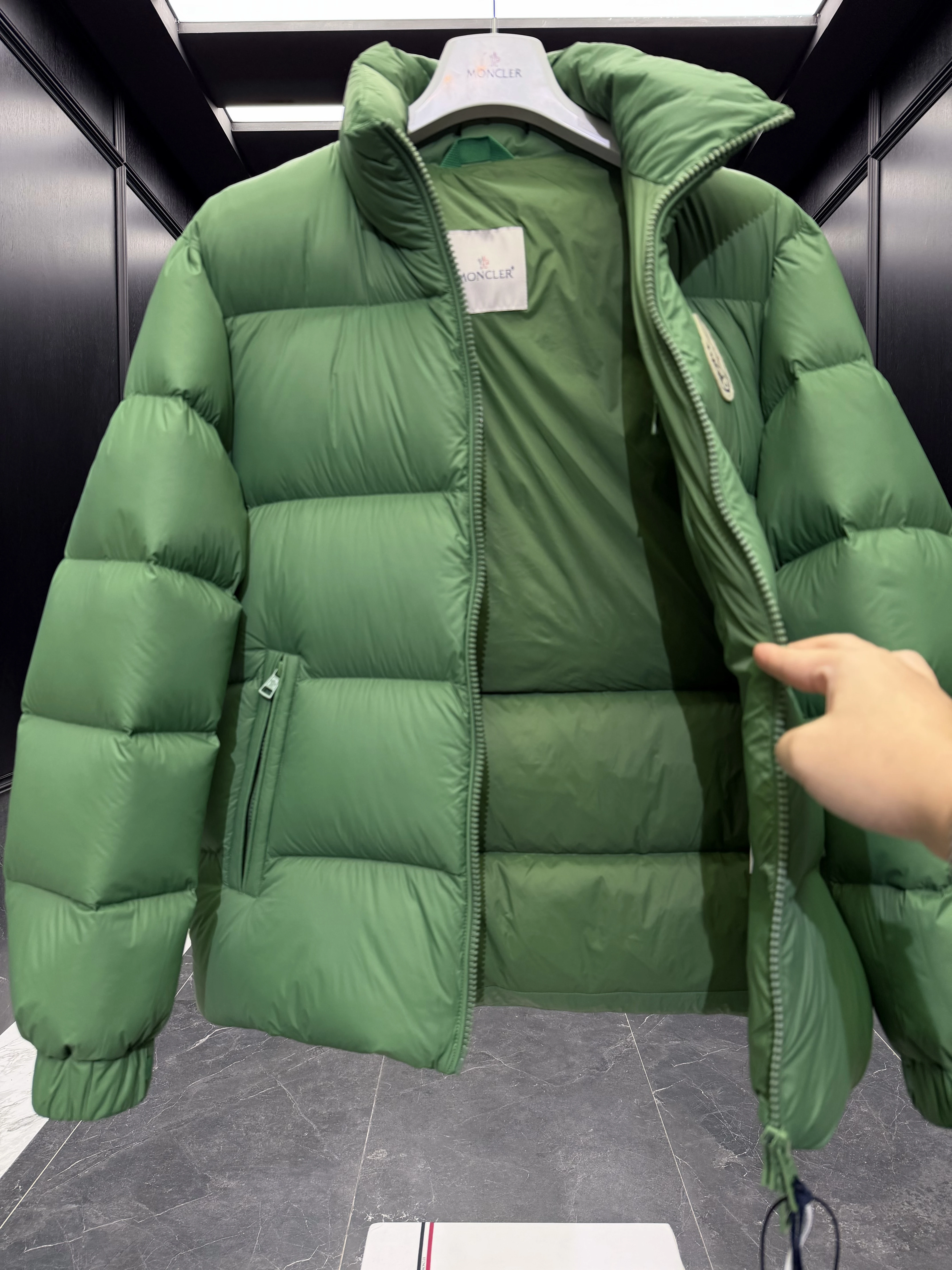 MONCLER Женский пуховик Citala 