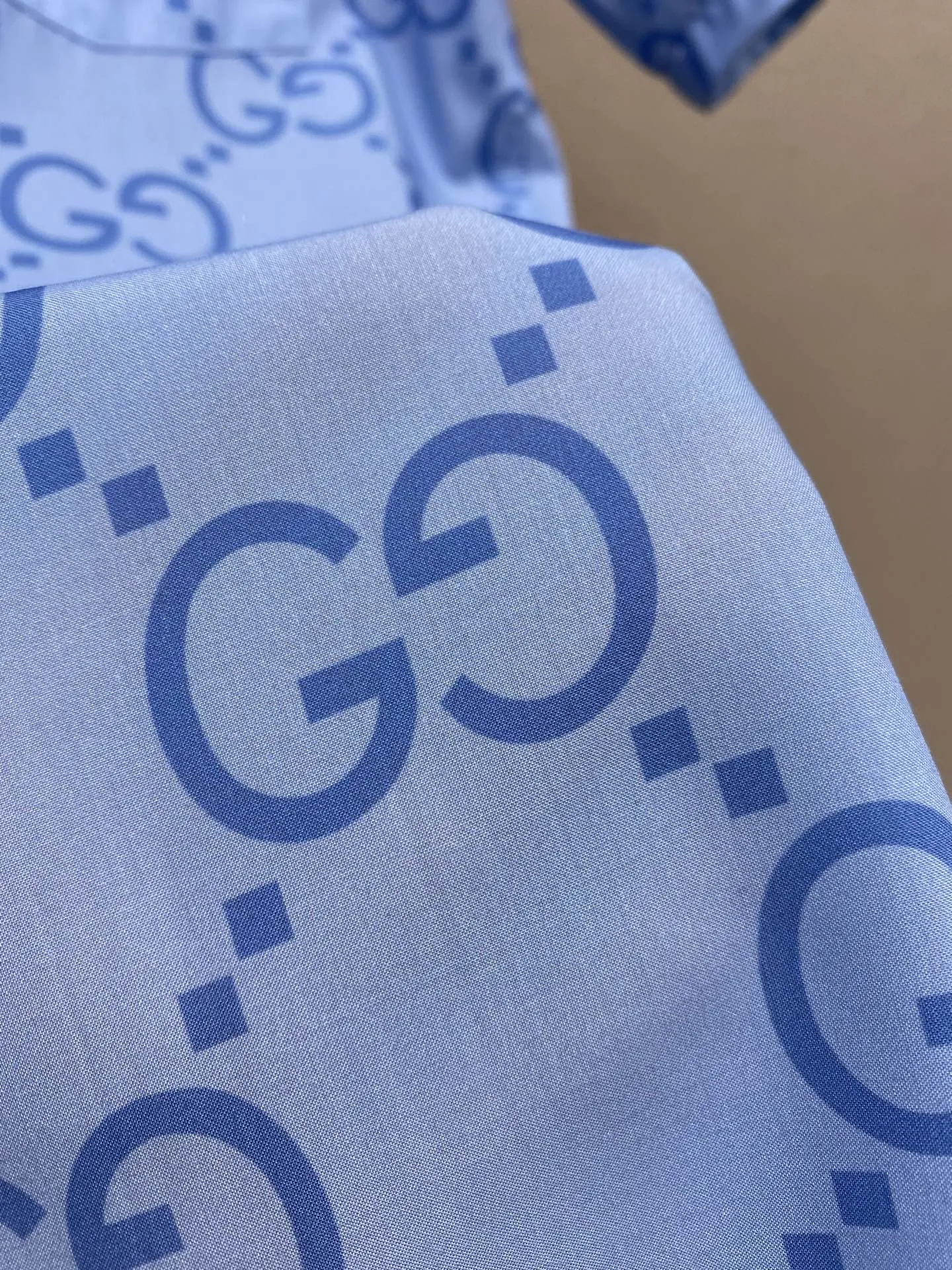 GUCCI Мужская рубашка Double G с принтом GUCCI Мужская рубашка Double G с принтом