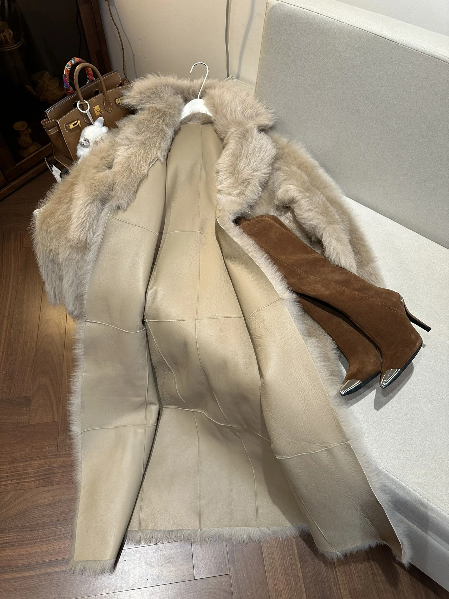 HERMES Женская шуба из овчины HERMES Женская шуба из овчины