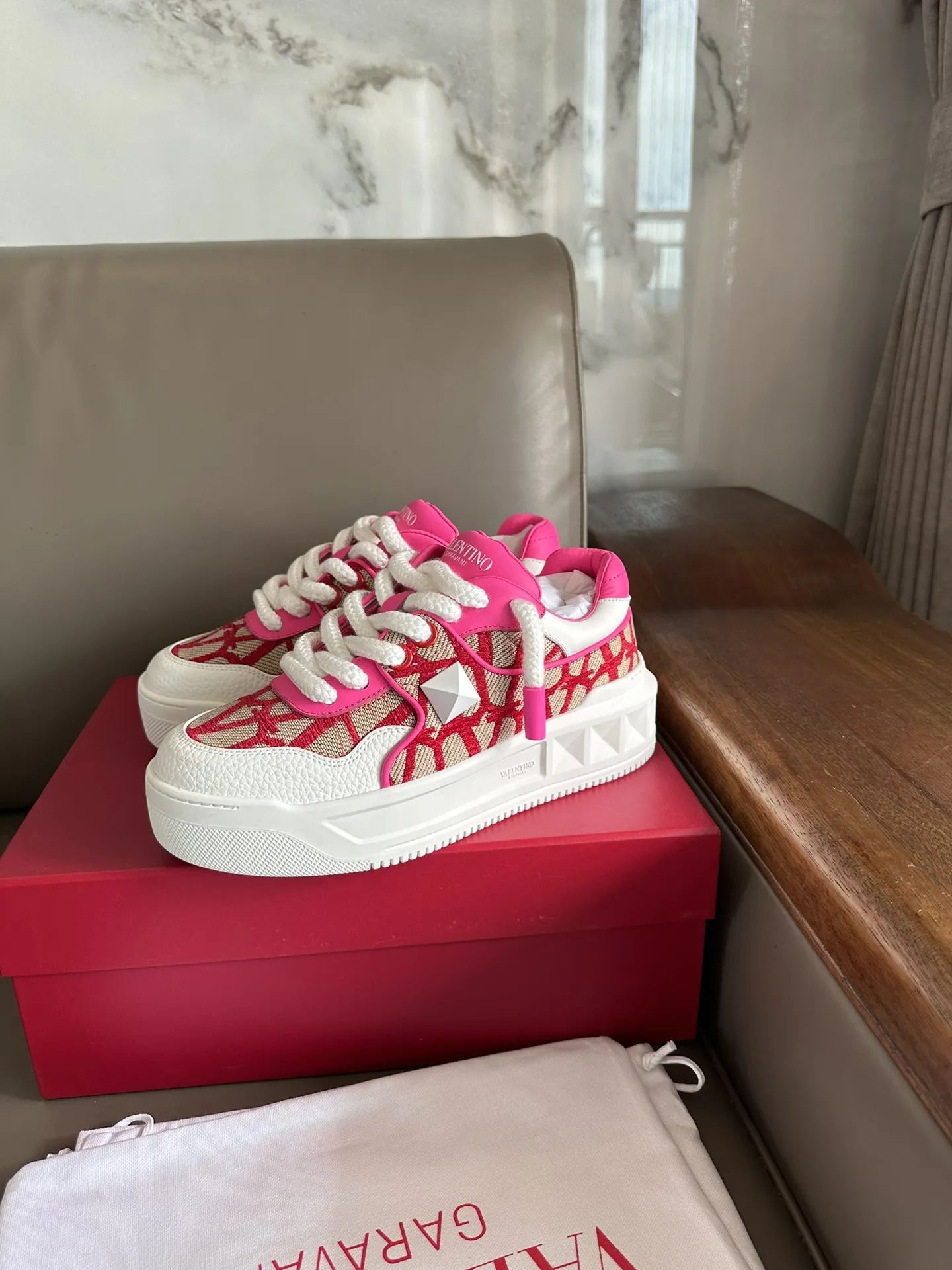 VALENTINO Женские кроссовки VALENTINO Женские кроссовки