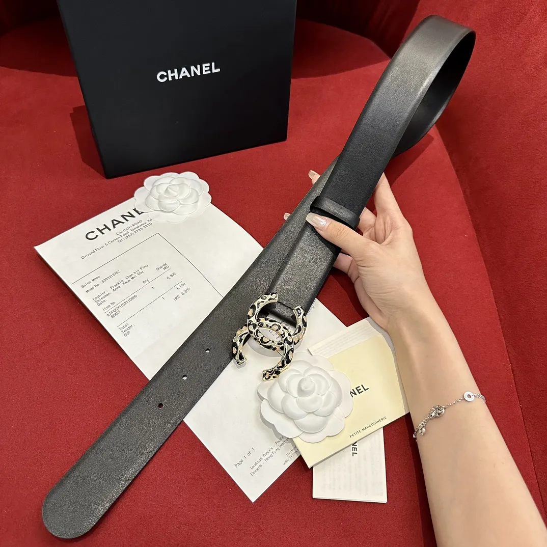 CHANEL Женский ремень с леопардовой пряжкой CC CHANEL Женский ремень с леопардовой пряжкой CC