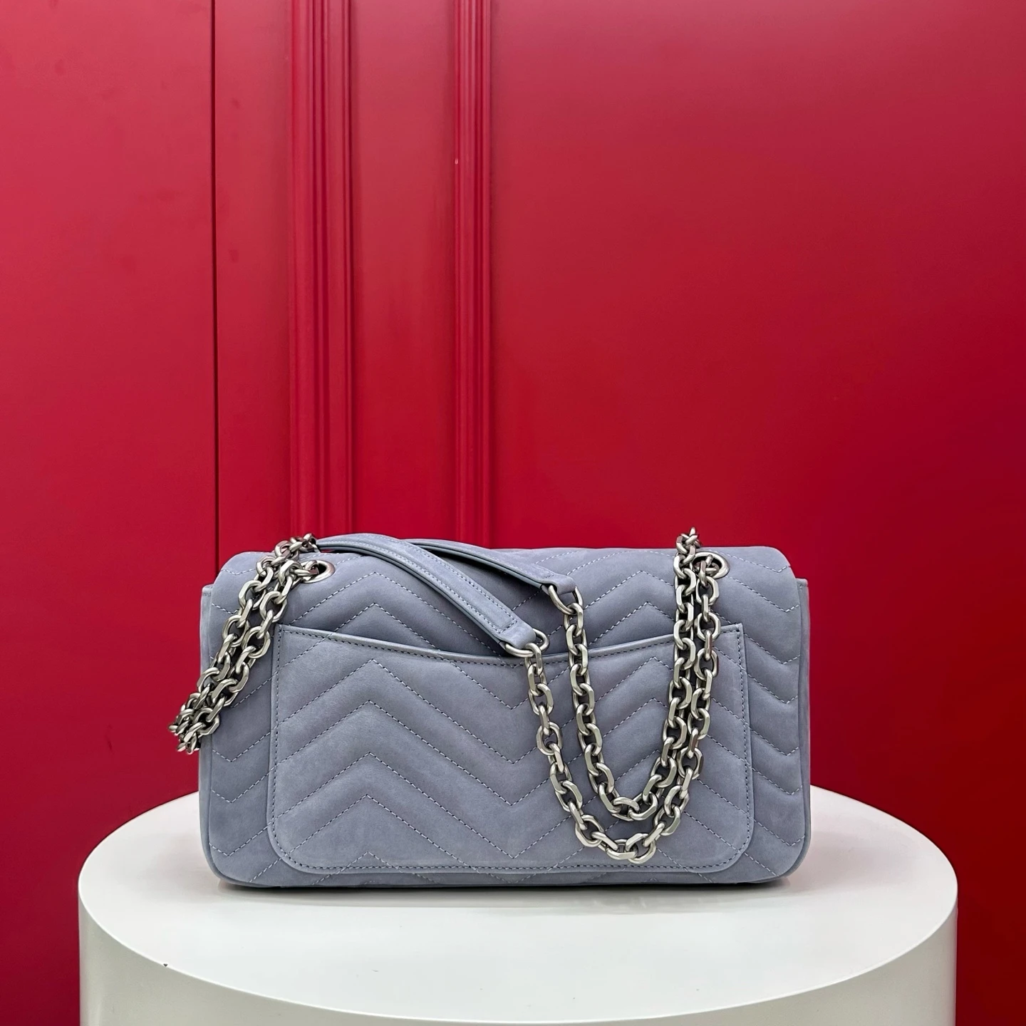 GUCCI Женская сумка Marmont medium shoulder bag