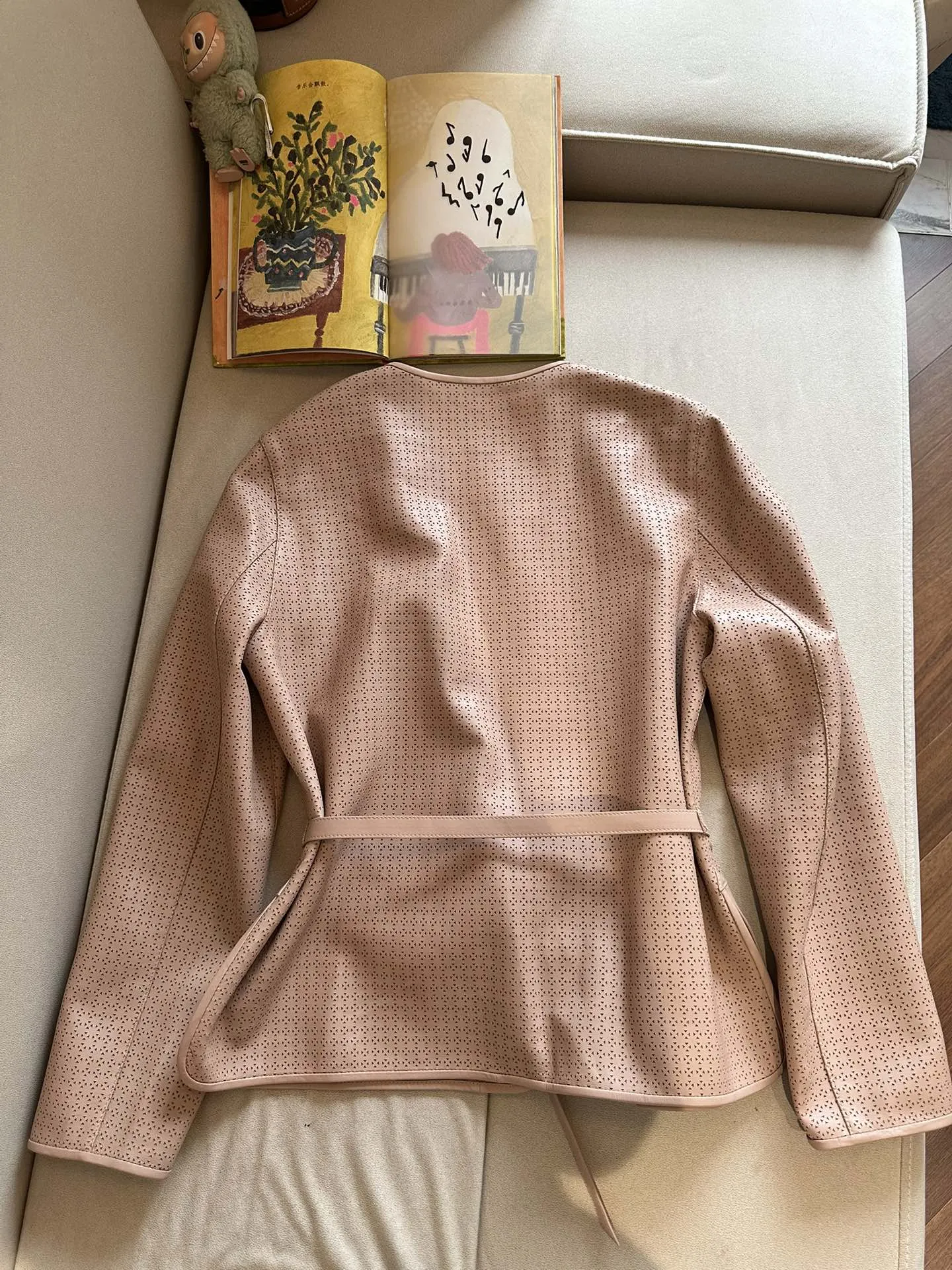 LORO PIANA Женский кожаный кардиган LORO PIANA Женский кожаный кардиган