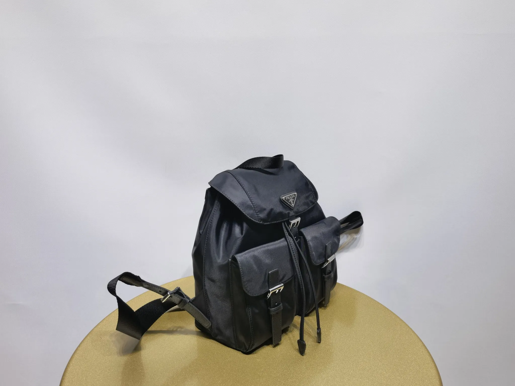 PRADA Женский маленький рюкзак Re-Nylon 1BZ677