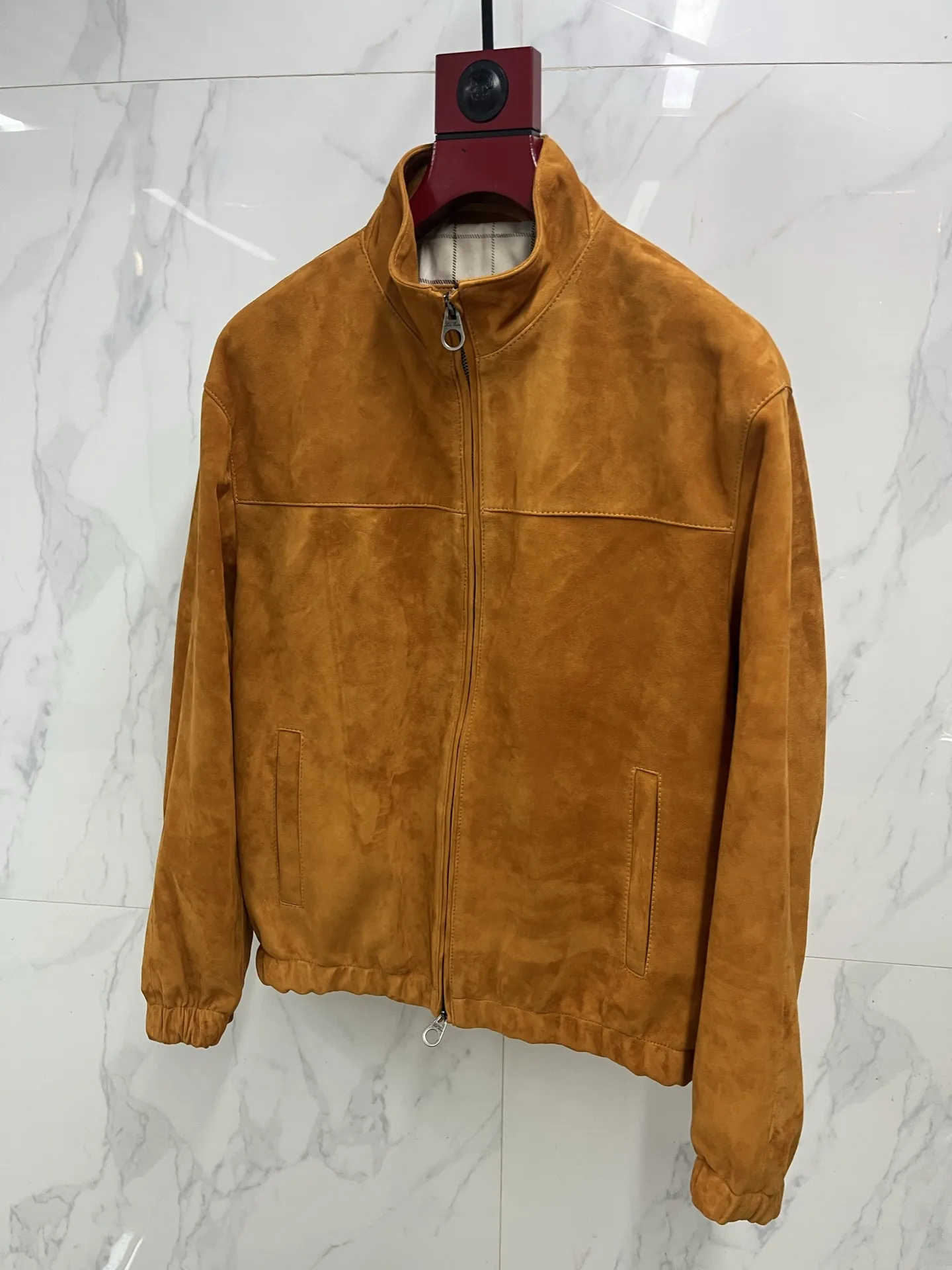 LORO PIANA Мужская куртка из овечьей замши коричневая LORO PIANA Мужская куртка из овечьей замши коричневая