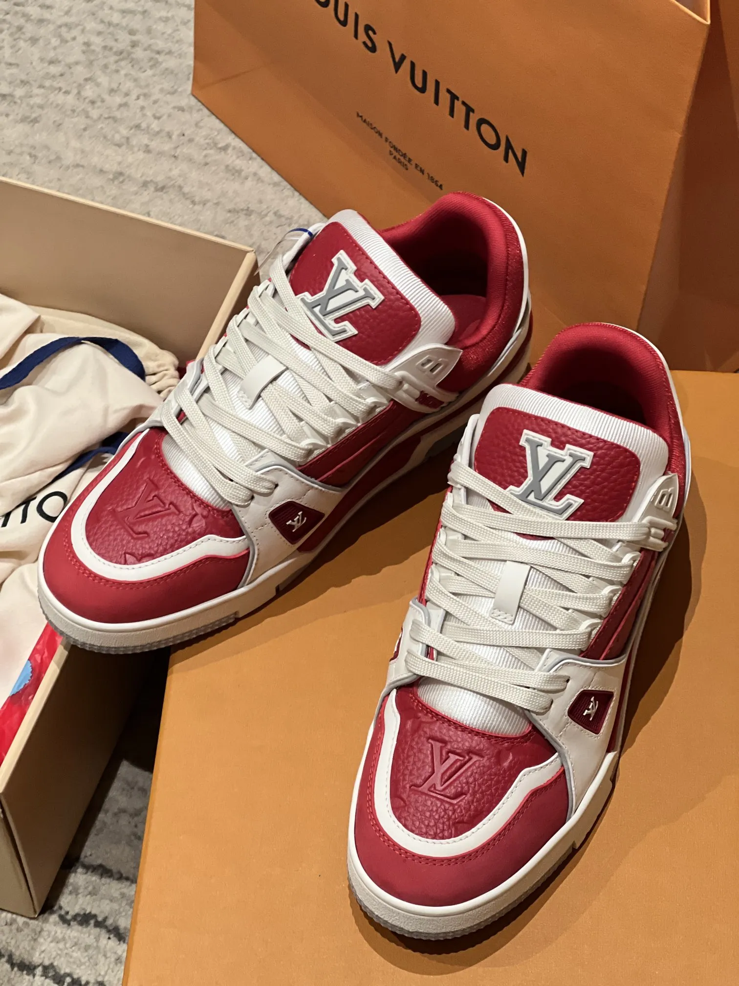 LOUIS VUITTON Кроссовки LV Trainer в стиле винтажной обуви для игры в баскетбол