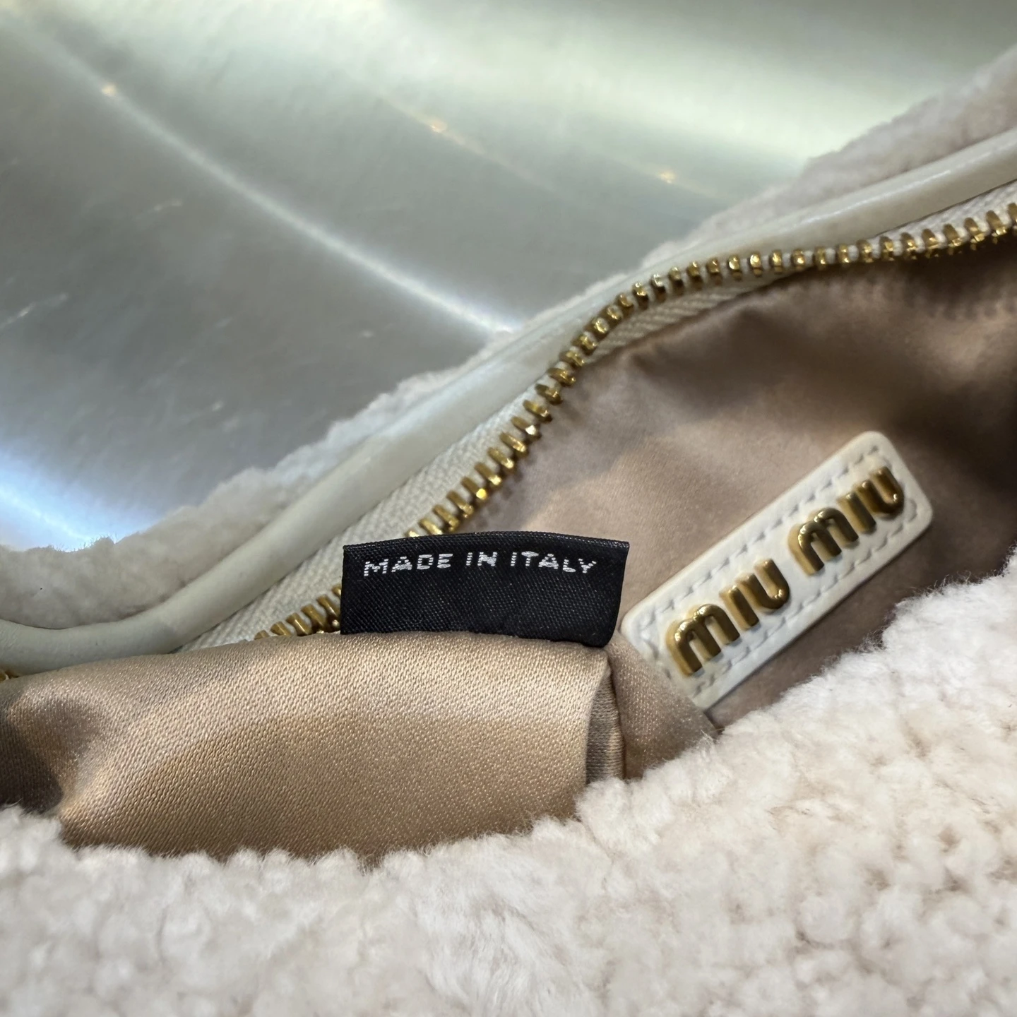 MIU MIU Женская сумка Wander hobo MIU MIU Женская сумка Wander hobo