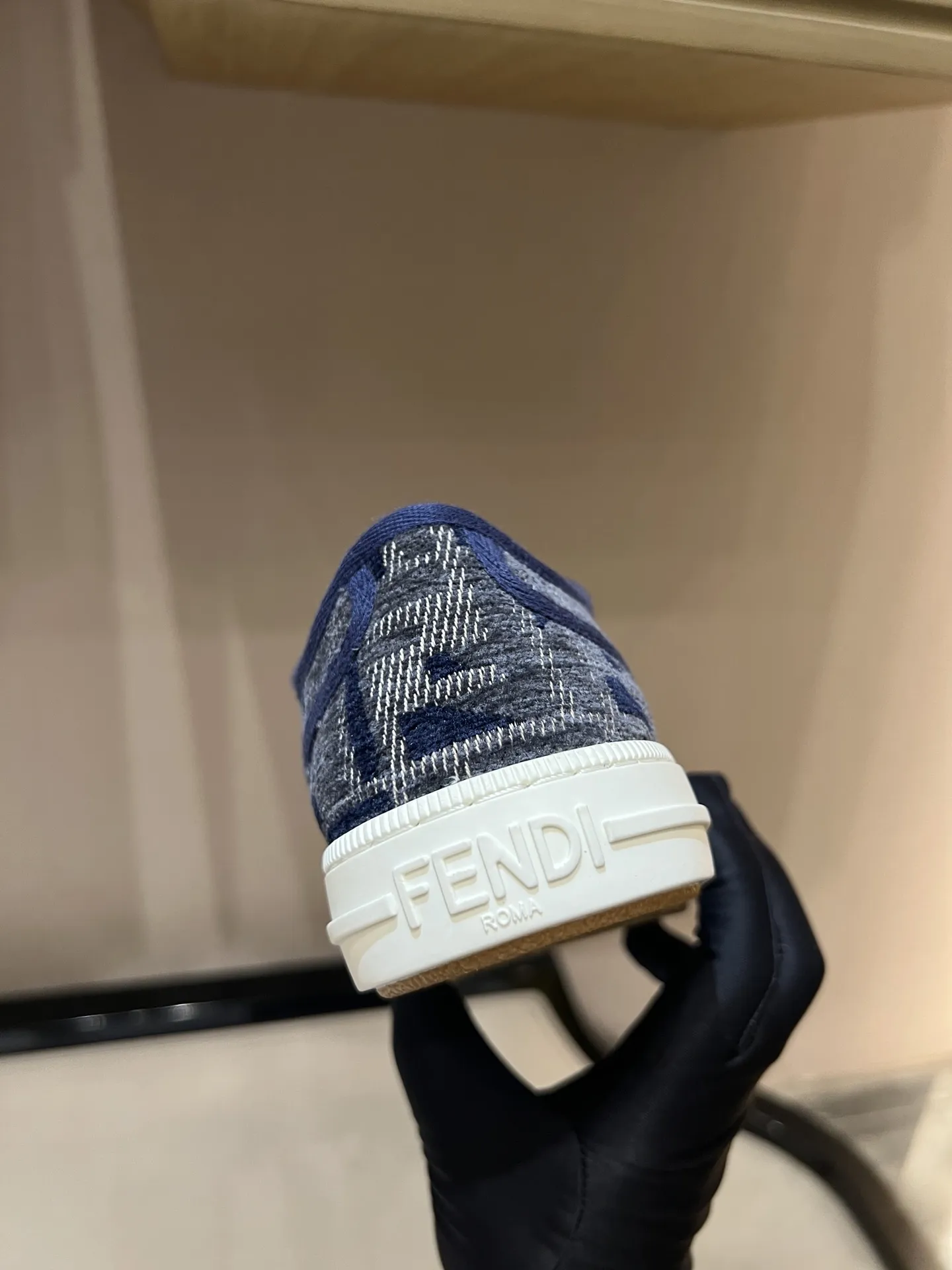 FENDI Женские кеды Domino FENDI Женские кеды Domino