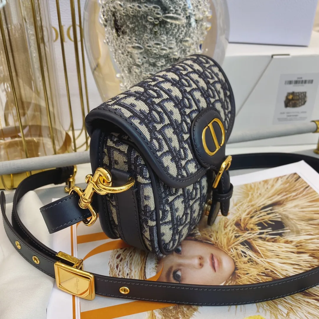 CHRISTIAN DIOR Женская сумка Bobby Oblique CHRISTIAN DIOR Женская сумка Bobby Oblique