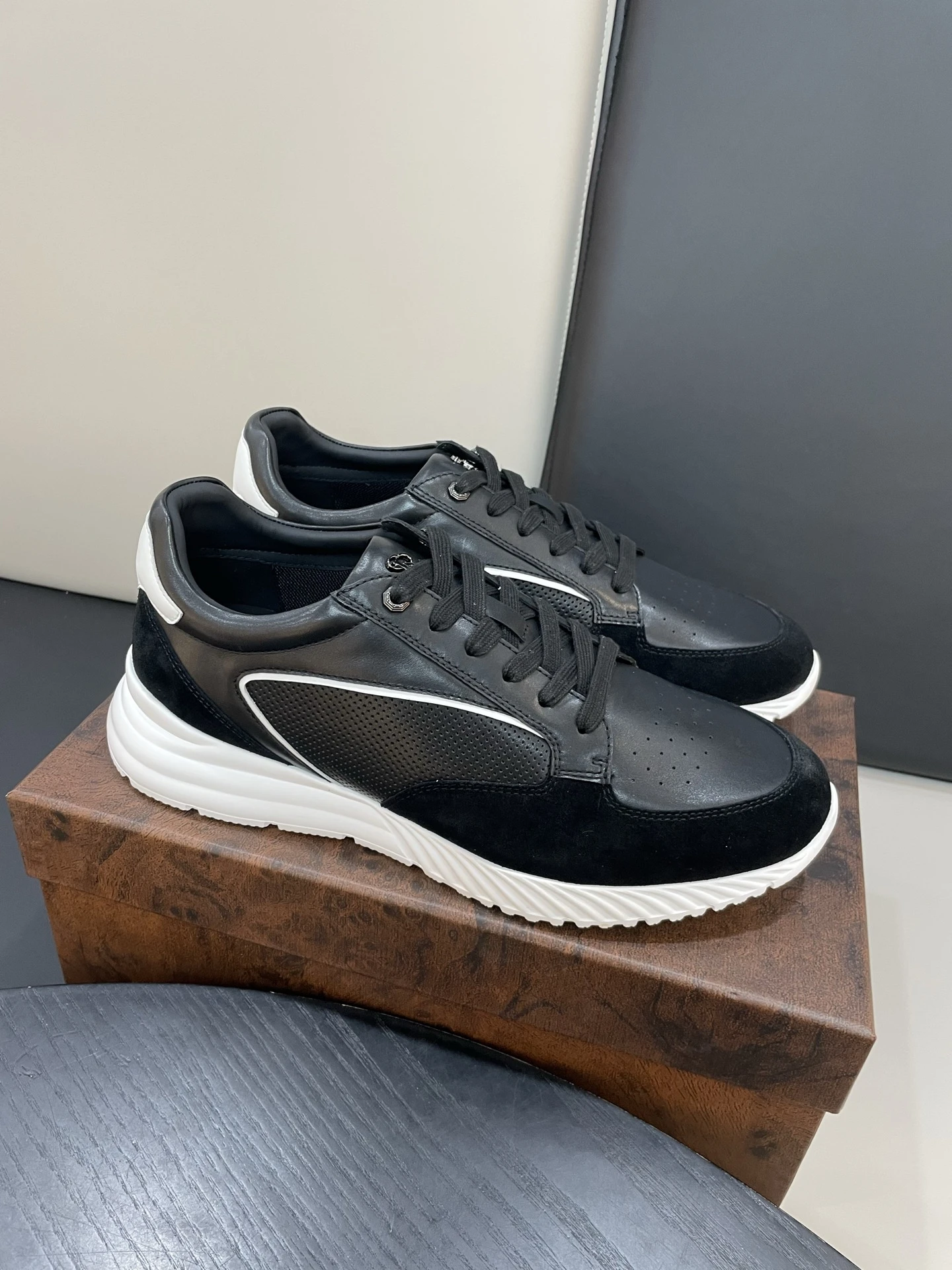 STEFANO RICCI Мужские кроссовки из гладкой натуральной кожи и благородной замши