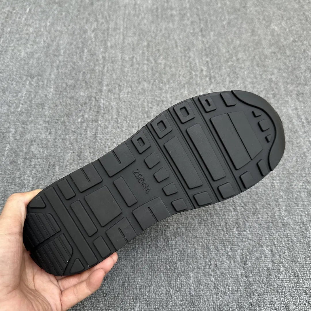 ERMENEGILDO ZEGNA Мужские кроссовки коровья кожа с минималистичным дизайном