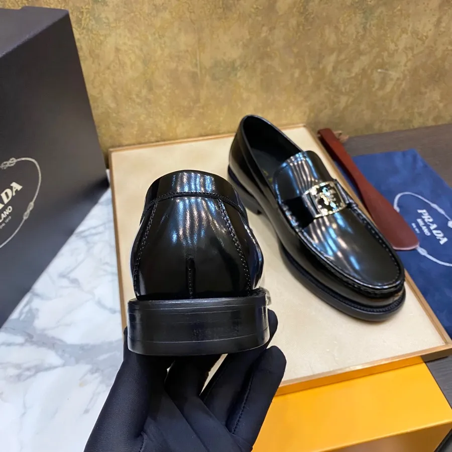 PRADA Мужские кожаные лоферы PRADA Мужские кожаные лоферы