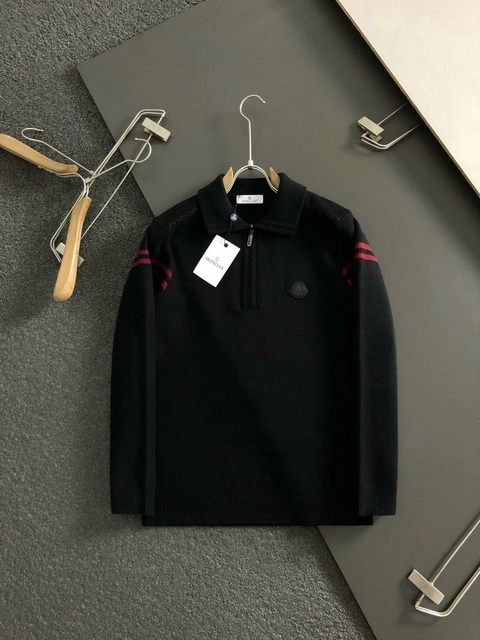 MONCLER Мужской пуловер 