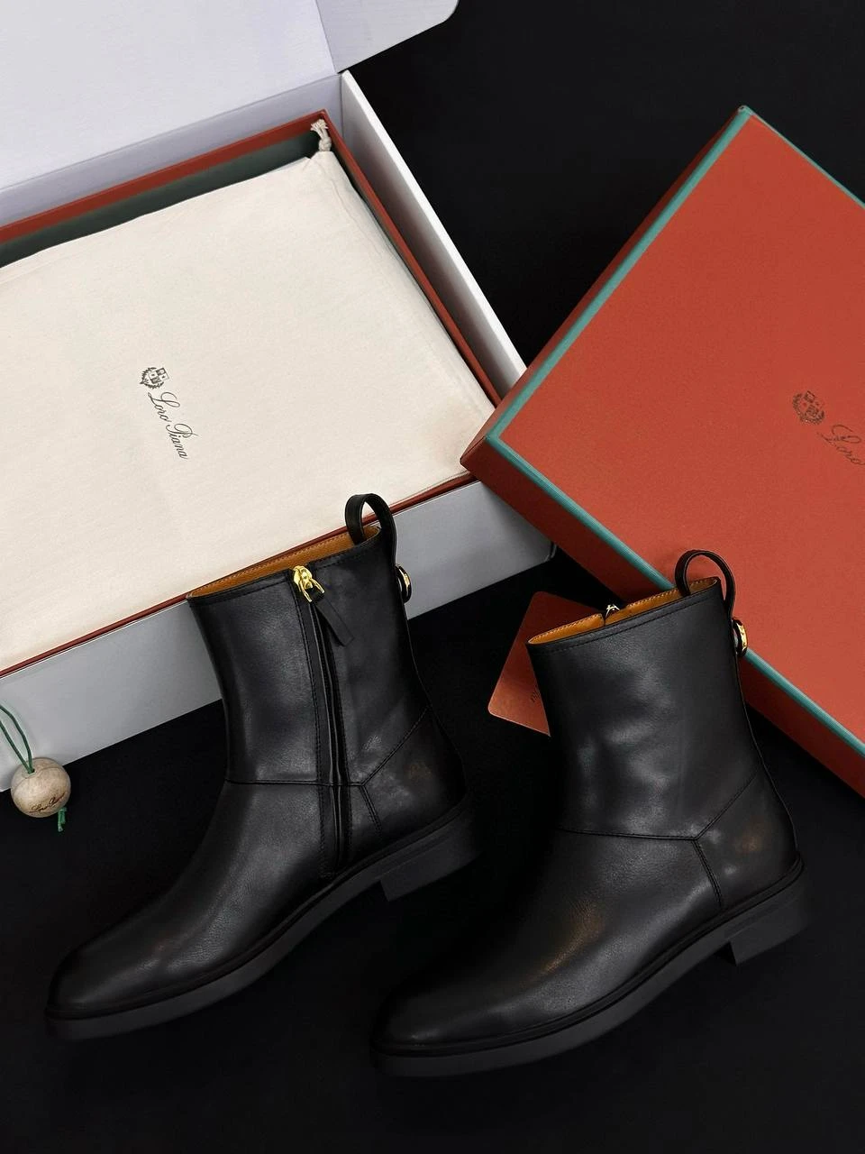 CHRISTIAN DIOR Женские сапоги из телячьей кожи CHRISTIAN DIOR Женские сапоги из телячьей кожи