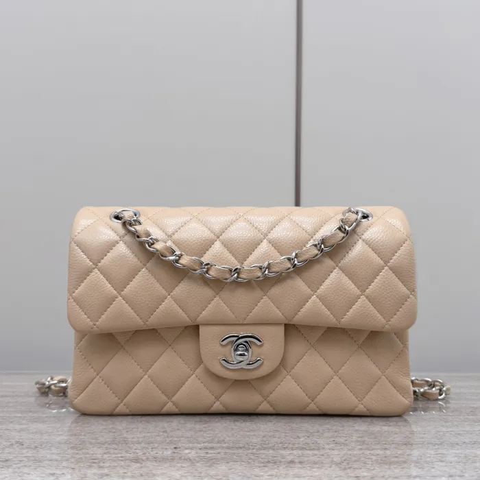 CHANEL Женская Cумка CF23 Classic Flap medium