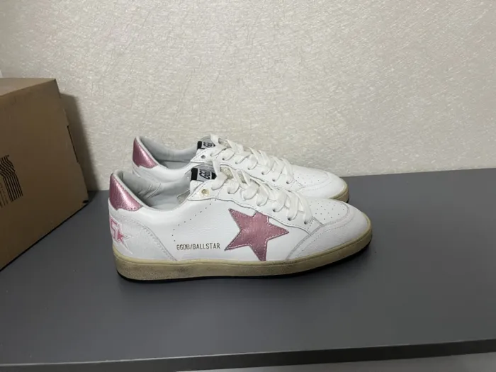 GOLDEN GOOSE Кроссовки Ballstar STAR N