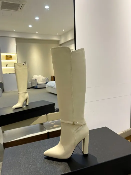 SAINT LAURENT Женские сапоги на каблуке