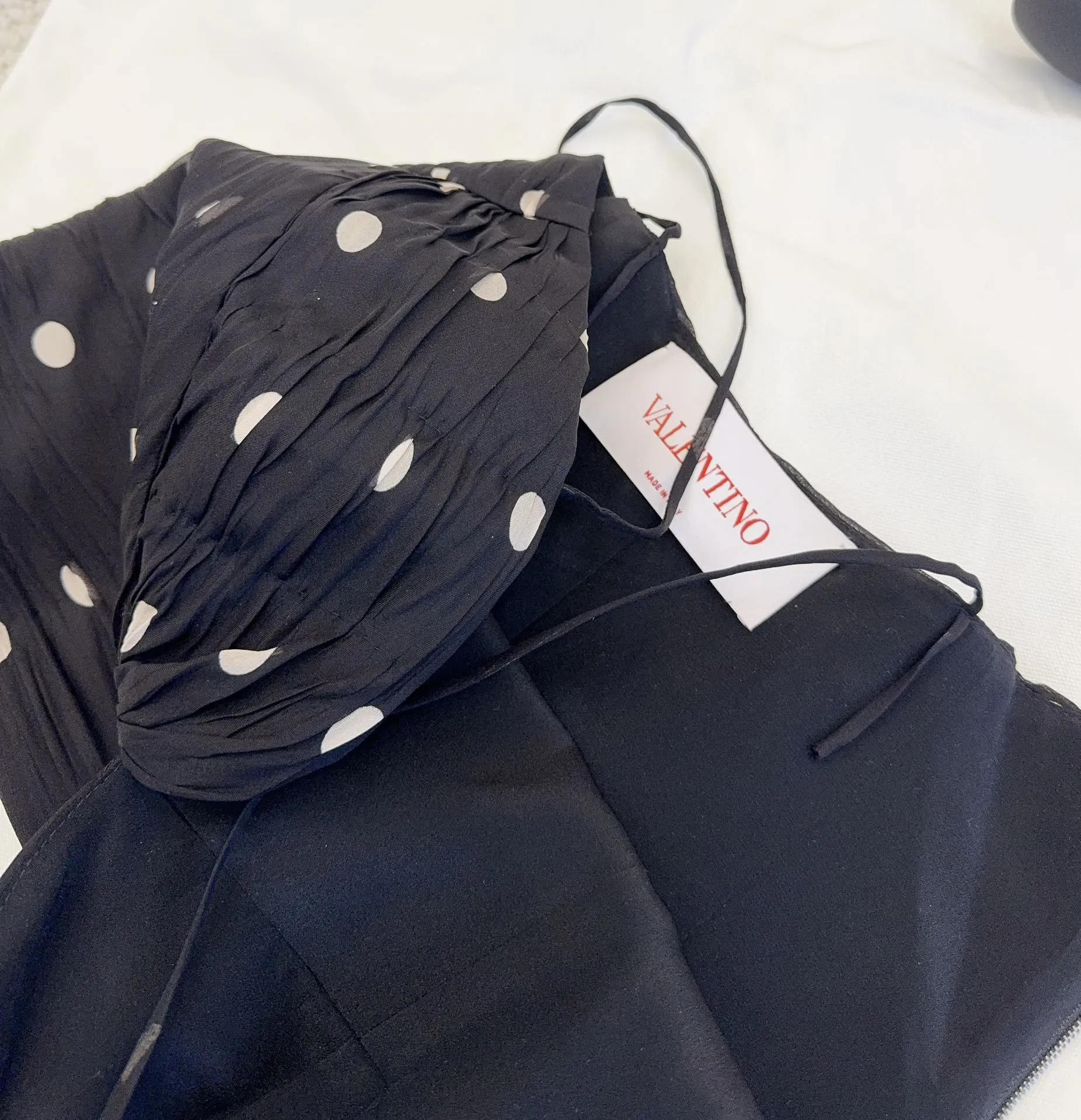 VALENTINO Женский топ в горошек VALENTINO Женский топ в горошек